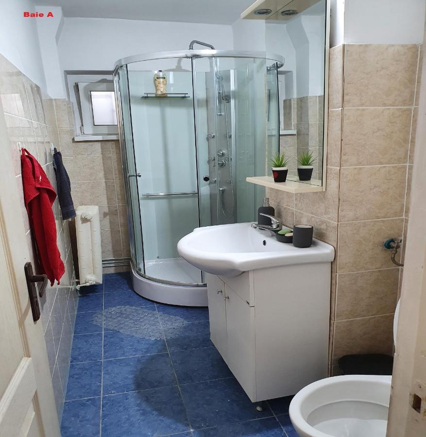 בראשוב Mia Central Apart, 3 Rooms, 2 Baths, Afi Mall מראה חיצוני תמונה