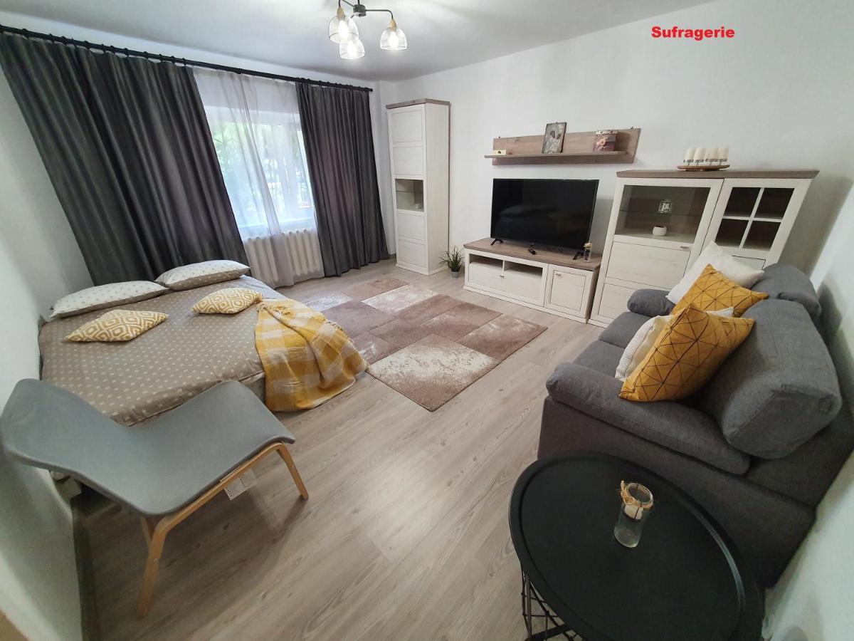 בראשוב Mia Central Apart, 3 Rooms, 2 Baths, Afi Mall מראה חיצוני תמונה