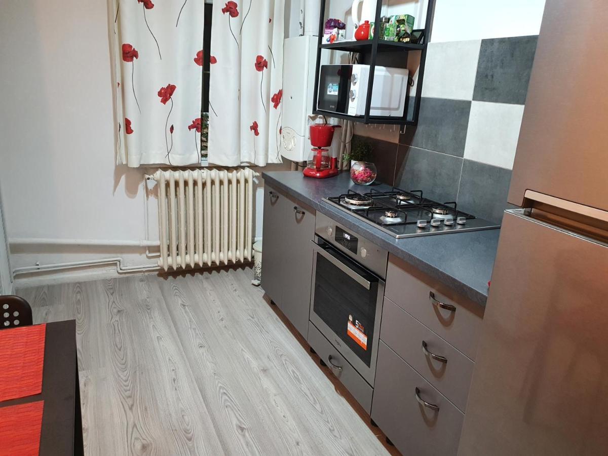 בראשוב Mia Central Apart, 3 Rooms, 2 Baths, Afi Mall מראה חיצוני תמונה